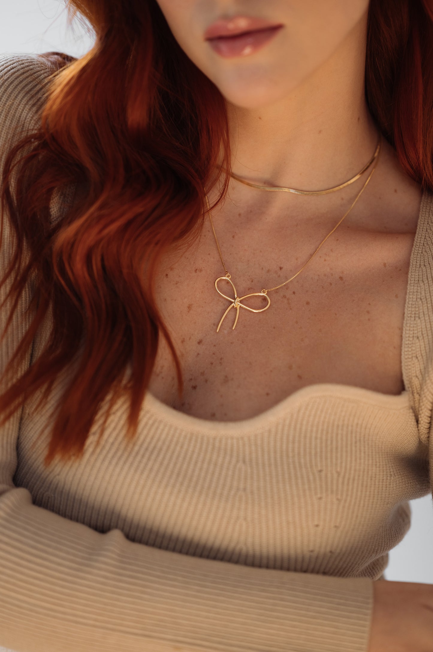 Bow Necklace
