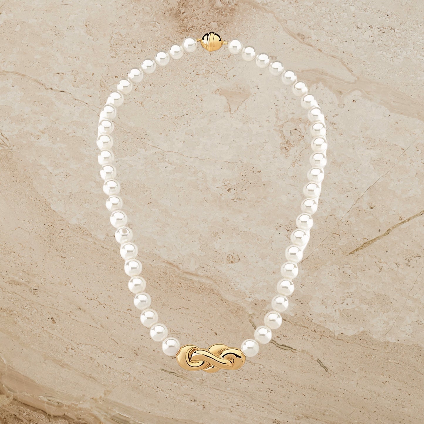 Vintage Inspired Gold knot Pearl Necklace - Old Money Vibes