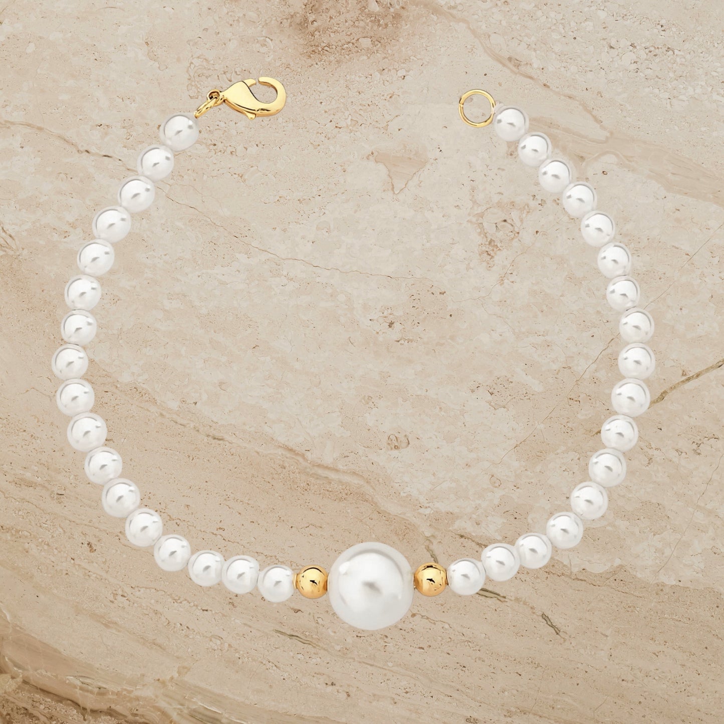 Classic Shell Pearl Bracelet - Elegance for Everyday Stacking