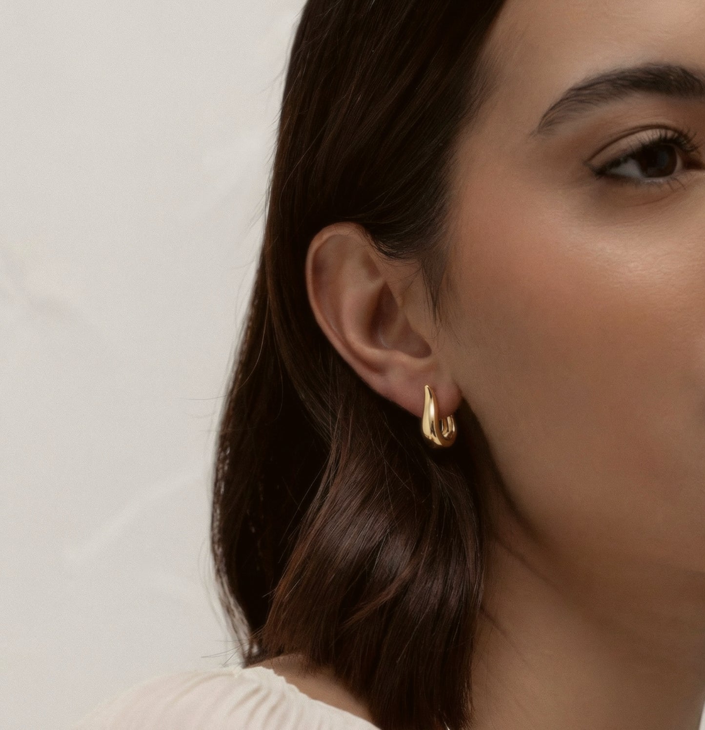 Modern Curved Hoop Earrings